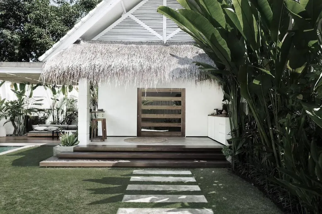 Villa Q - Pool House - Contemporary Pool House - Seminyak  塞米亚克